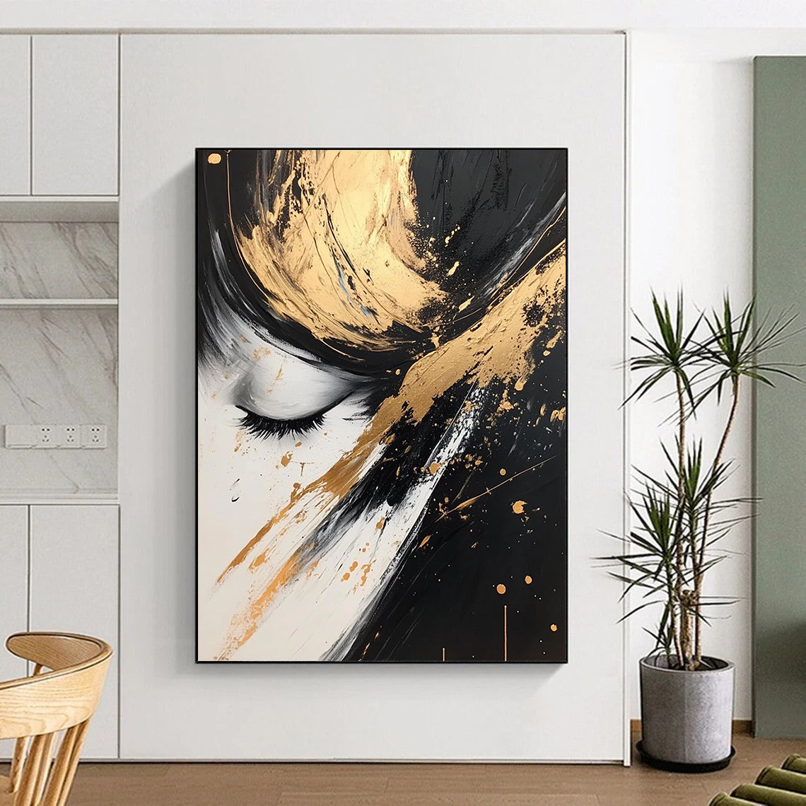 Contemporary hand-painted abstract art featuring dynamic black, white, and gold splashes creating an elegant and beautiful visual experience. DLZ0323